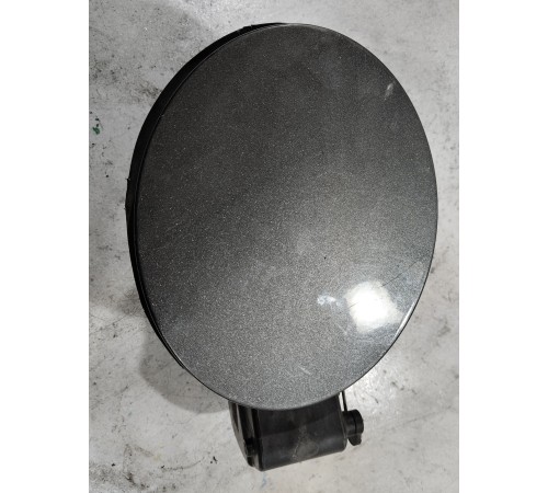 Лючок бензобака