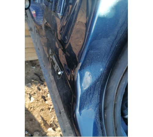 Порог с центральной стойкой правый