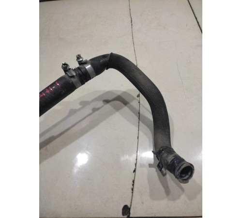 Патрубок радиатора