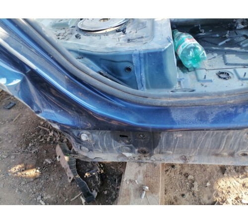 Порог с центральной стойкой правый