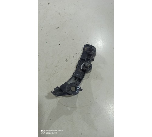 Кронштейн(крепление) переднего бампера правый