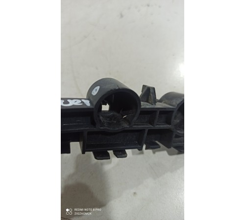 Кронштейн(крепление) переднего бампера правый