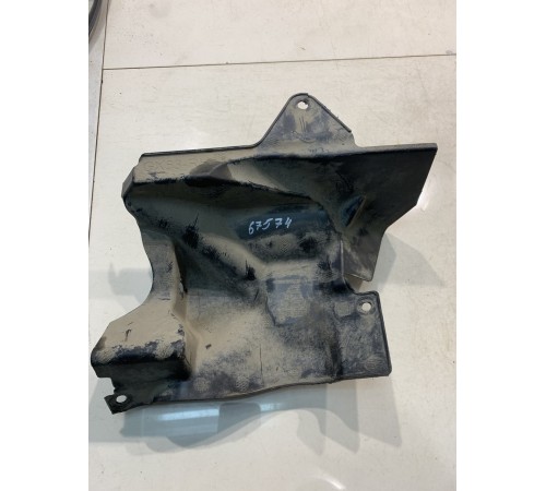 Брызговик (передний, правый)