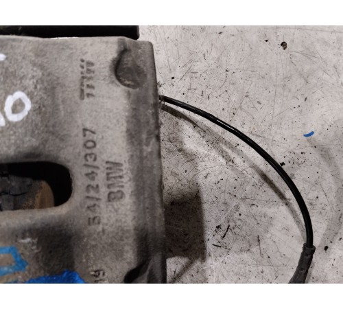 Суппорт передний левый