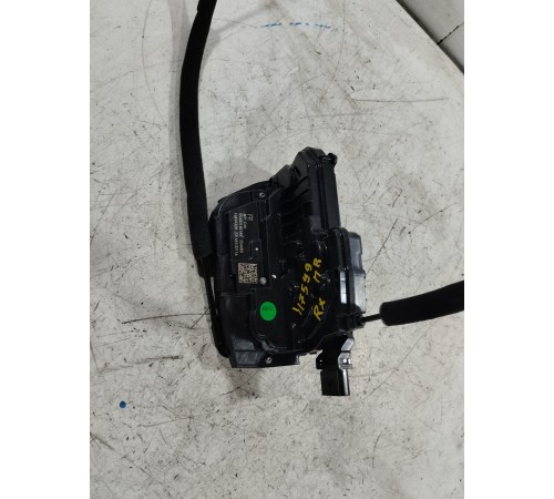 Замок двери передний правый