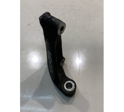 Кронштейн генератора