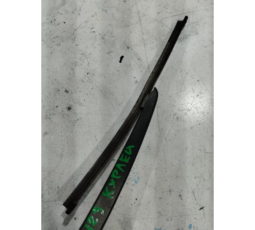 Поводок крышки багажника