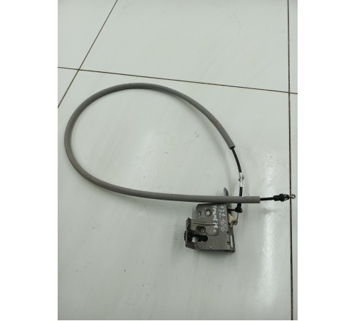 Замок задней правой двери