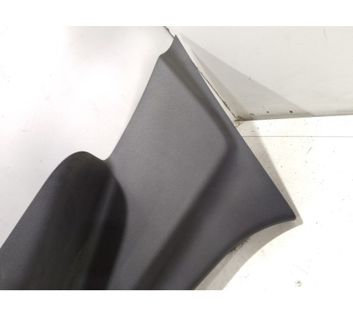 Обшивка задняя левая