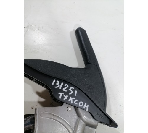 Рычаг стояночного тормоза (ручник)