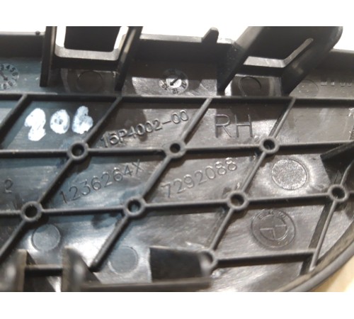 Накладка двери(правая)