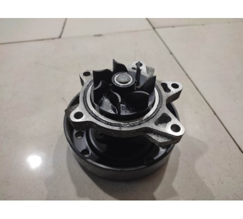 Помпа водяная (насос)