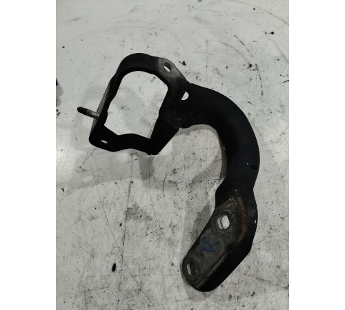 Петля крышки багажника правая