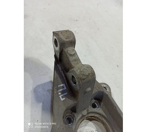 Кулак поворотный(передний левый)