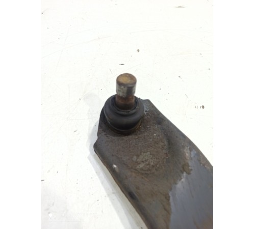 Рычаг подвески(передний левый)