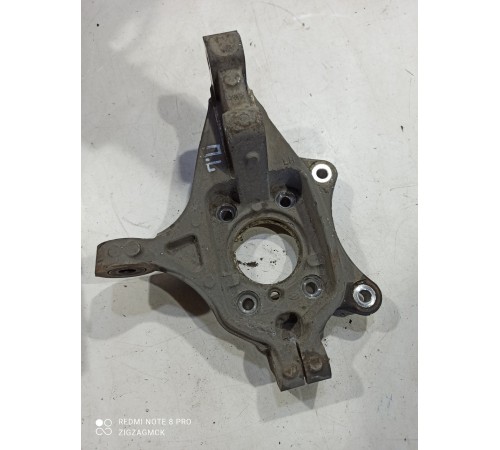 Кулак поворотный(передний левый)