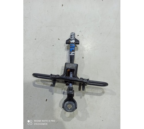 Ограничитель двери(передний левый)