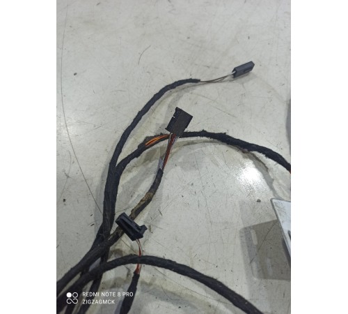 Электропроводка крышки багажника