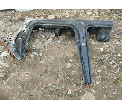 Порог со стойкой правый