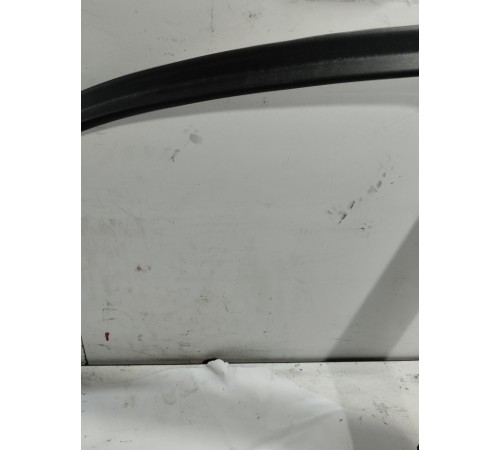 Накладка рамки двери (передняя правая)