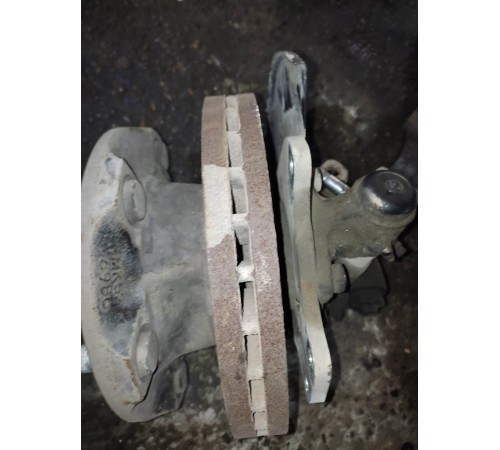 Тормозной диск(передний правый)