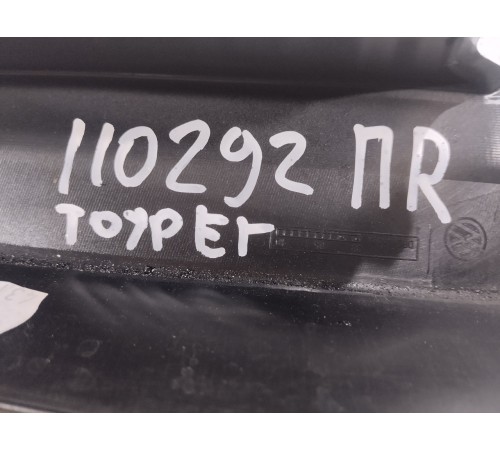 Накладка рамки двери (передняя правая)