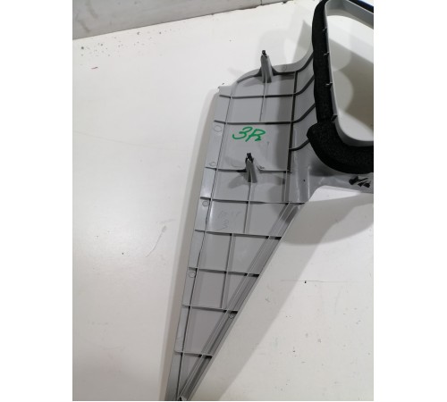 Обшивка стойки задняя правая 