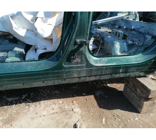 Порог со стойкой левый