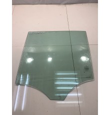 Стекло двери (заднее, левое)