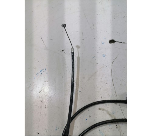 Трос открывания лючка бензобака