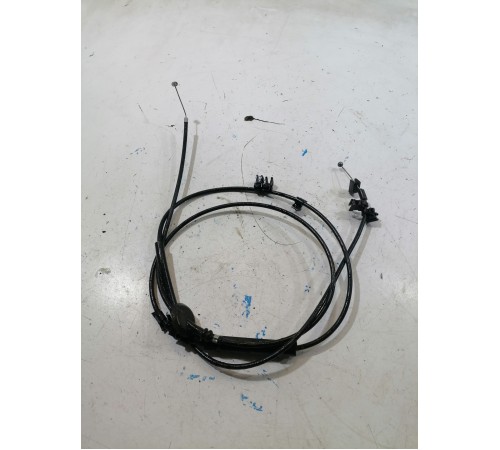 Трос открывания лючка бензобака