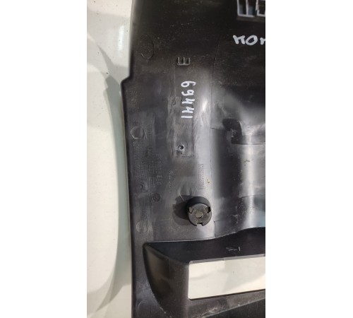 Накладка рулевой колонки