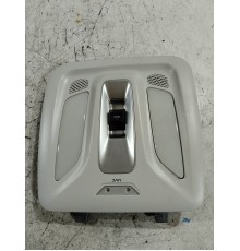 Плафон внутреннего освещения салона передний