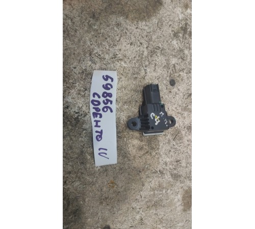 Датчик ускорения п.п