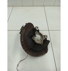 Кулак поворотный передний правый