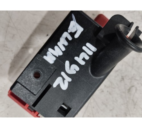 Ручка открывания капота