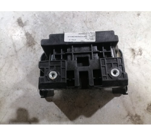 Кронштейн пластиковый