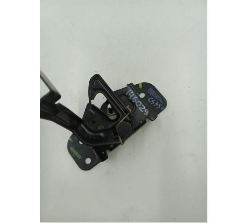 Замок капота