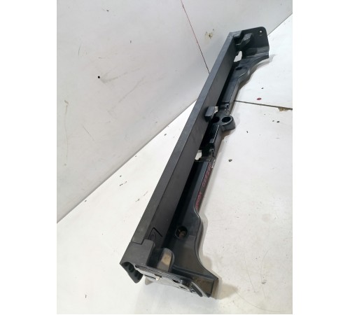 Накладка крышки багажника