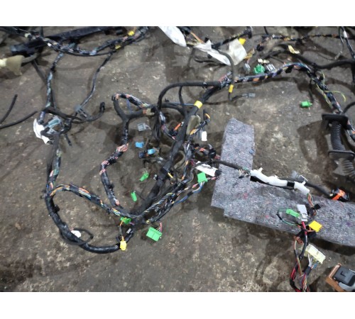 Электропроводка салона