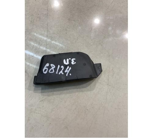 Уплотнитель двери (задний, правый)