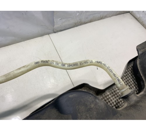 Уплотнитель двери (задний, правый)