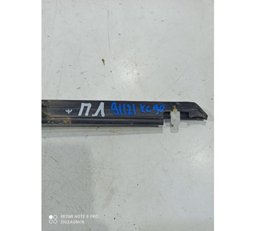 Уплотнитель стекла (передний левый наружный)