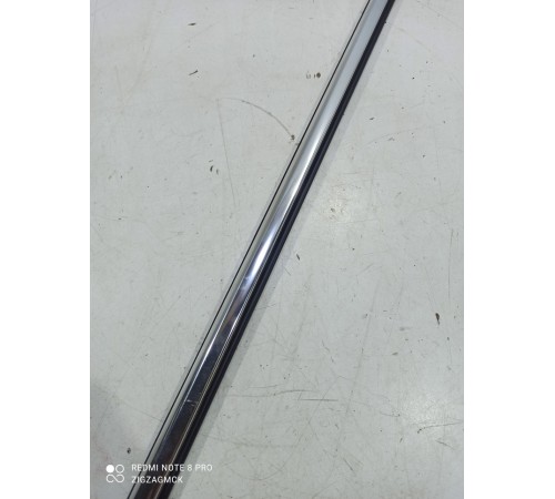 Уплотнитель стекла (передний левый наружный)