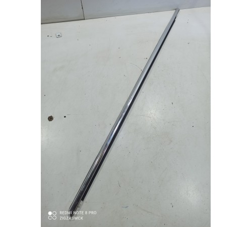 Уплотнитель стекла (передний левый наружный)