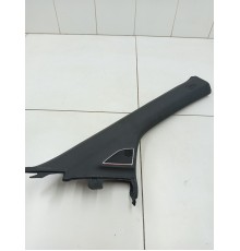 Обшивка передней стойки правая