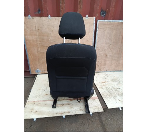 Сиденье переднее правое