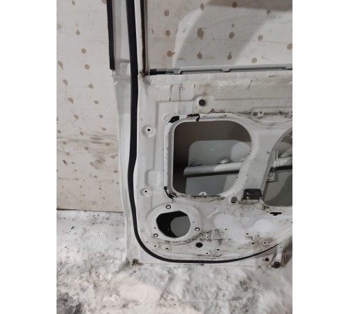 Дверь(задняя правая)