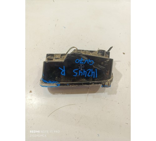 Фонарь заднего хода правый