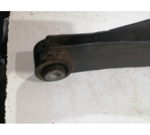 Рычаг задний левый 